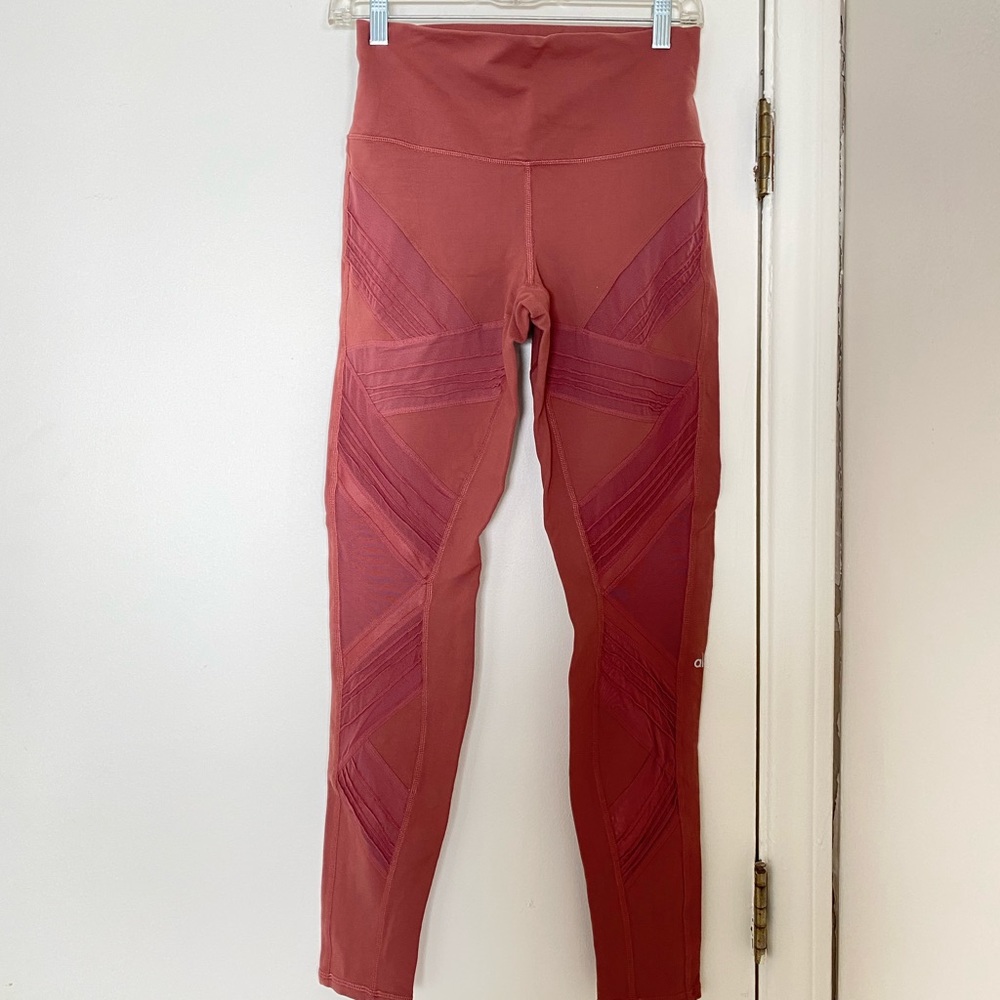 ALO Yoga leggings
